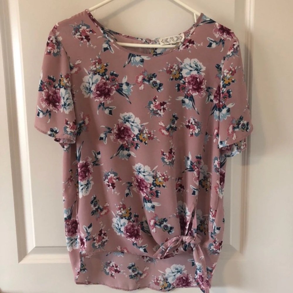 Women’s Blouse